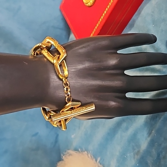 Vince Camuto gold bracelet, chains necklace, gold tone - Picture 5 of 10